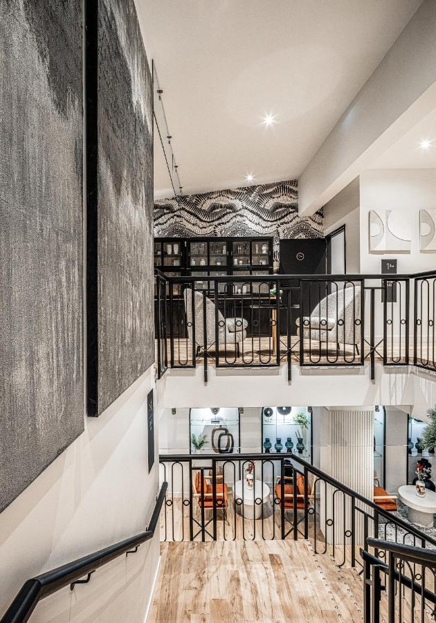Maisons Du Monde & - La Rochelle Vieux Port Hotel 4*